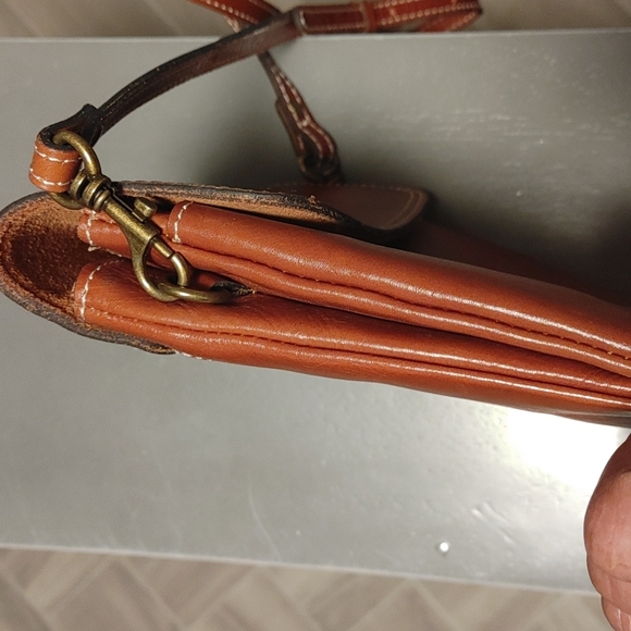 Patricia Nash Crossbody 8×9 used great condition - Picture 4 of 7